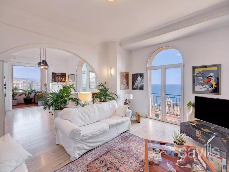 Terrasse avec une vue panoramique sur Monaco