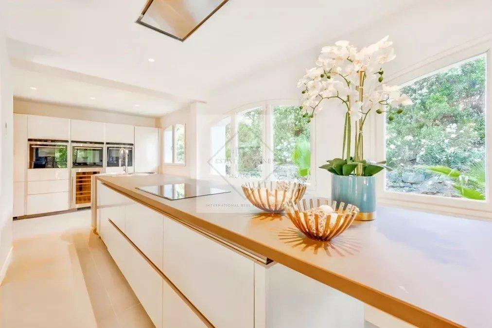 Superbe villa neuve de style provençal – Vue panoramique & intimité absolue