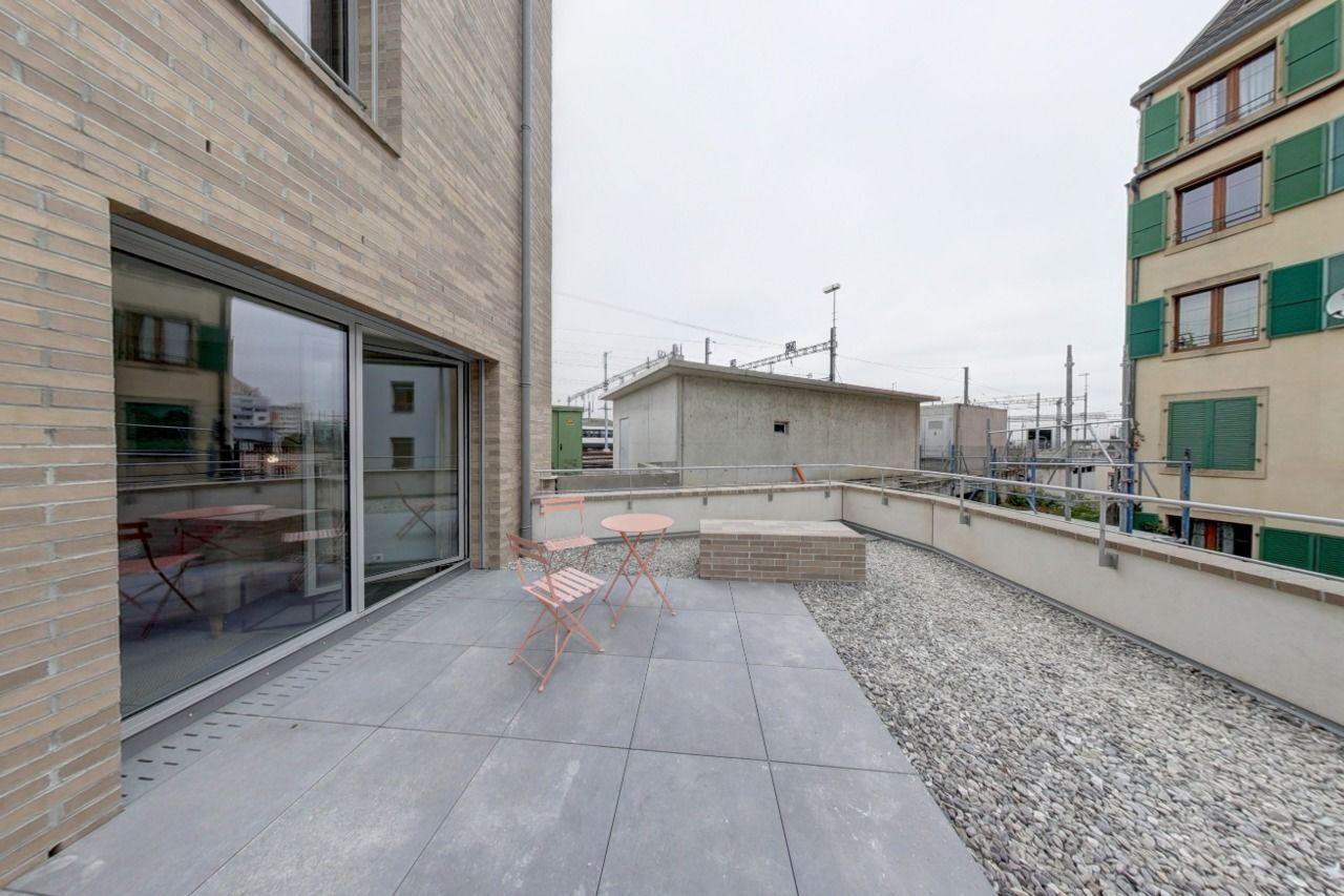 RÉSIDENCE MEUBLÉE "PETITE COUR" STUDIOS AVEC SERVICES HÔTELIER