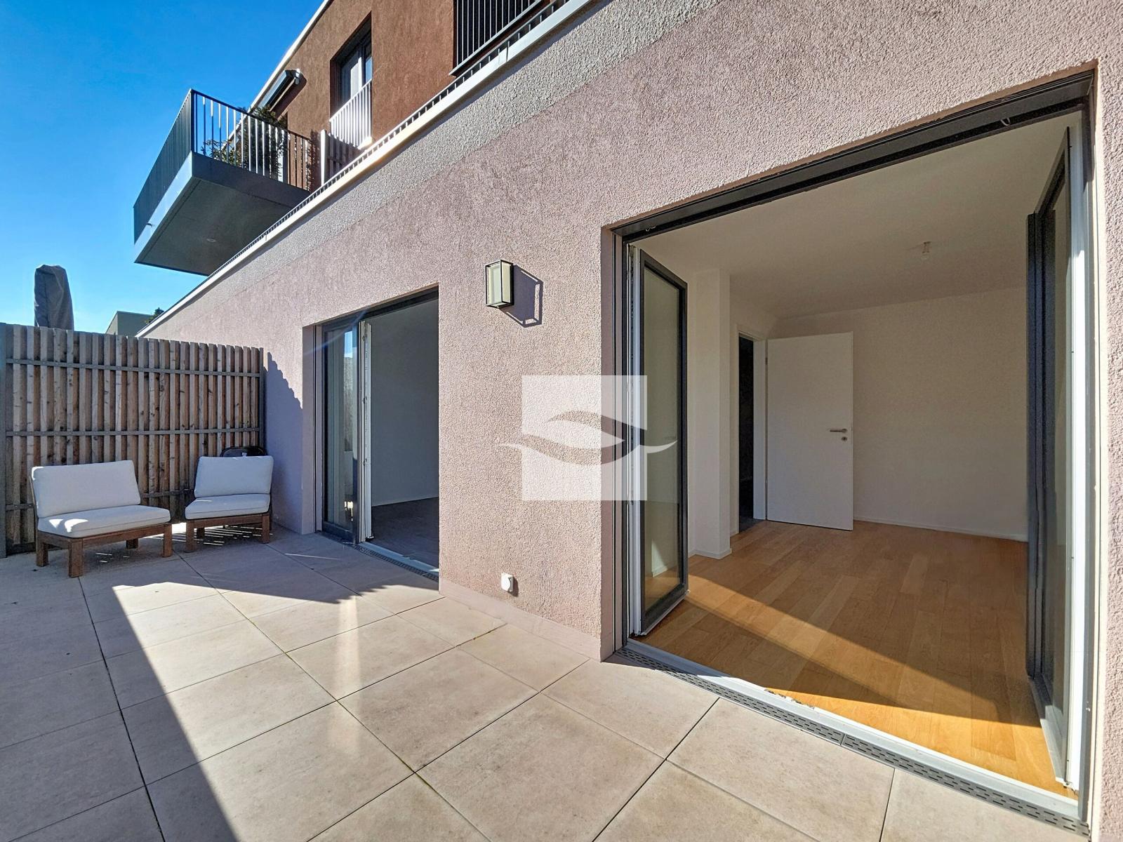 Bel appartement neuf avec deux balcons