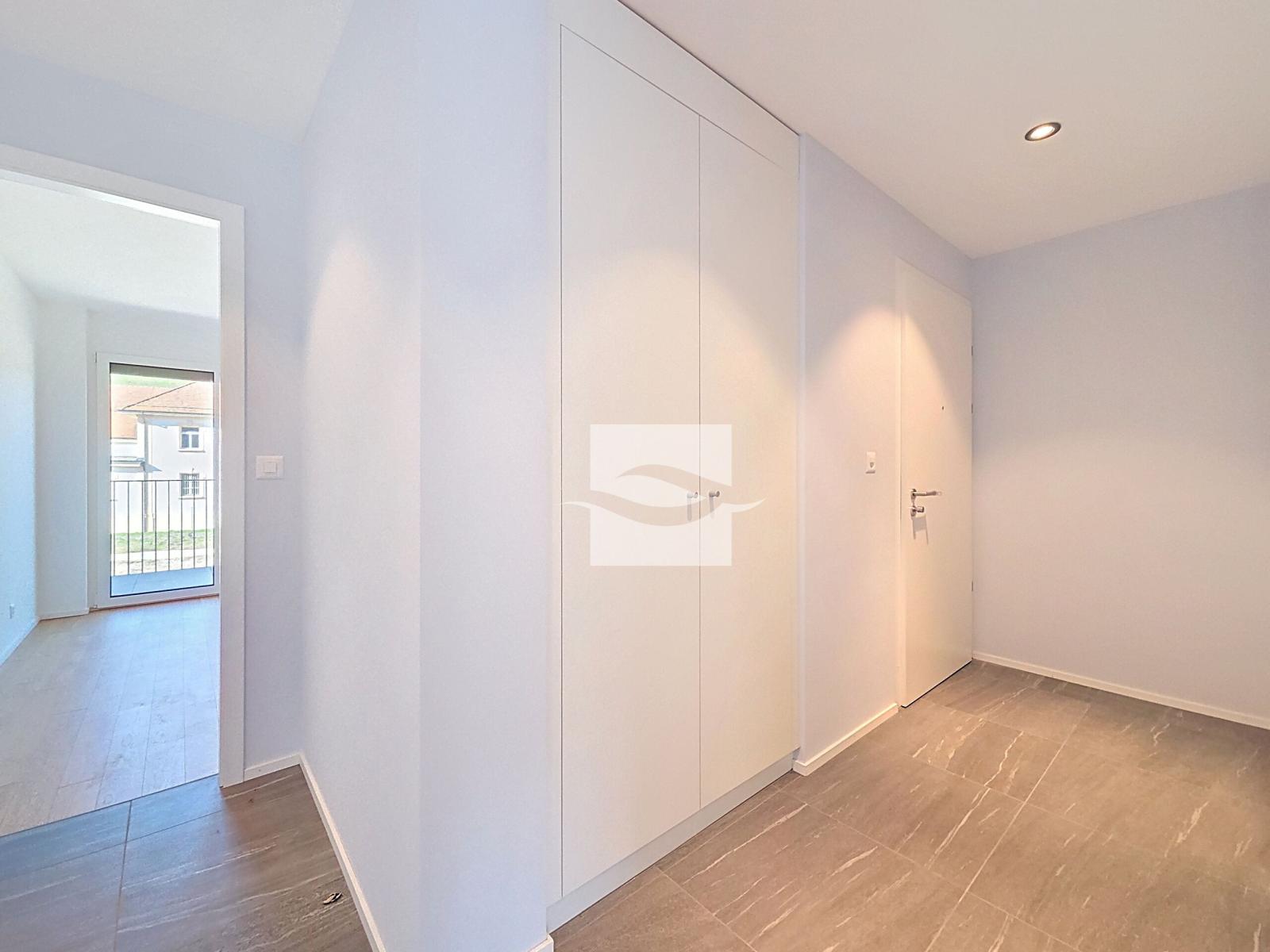 Bel appartement neuf avec deux balcons