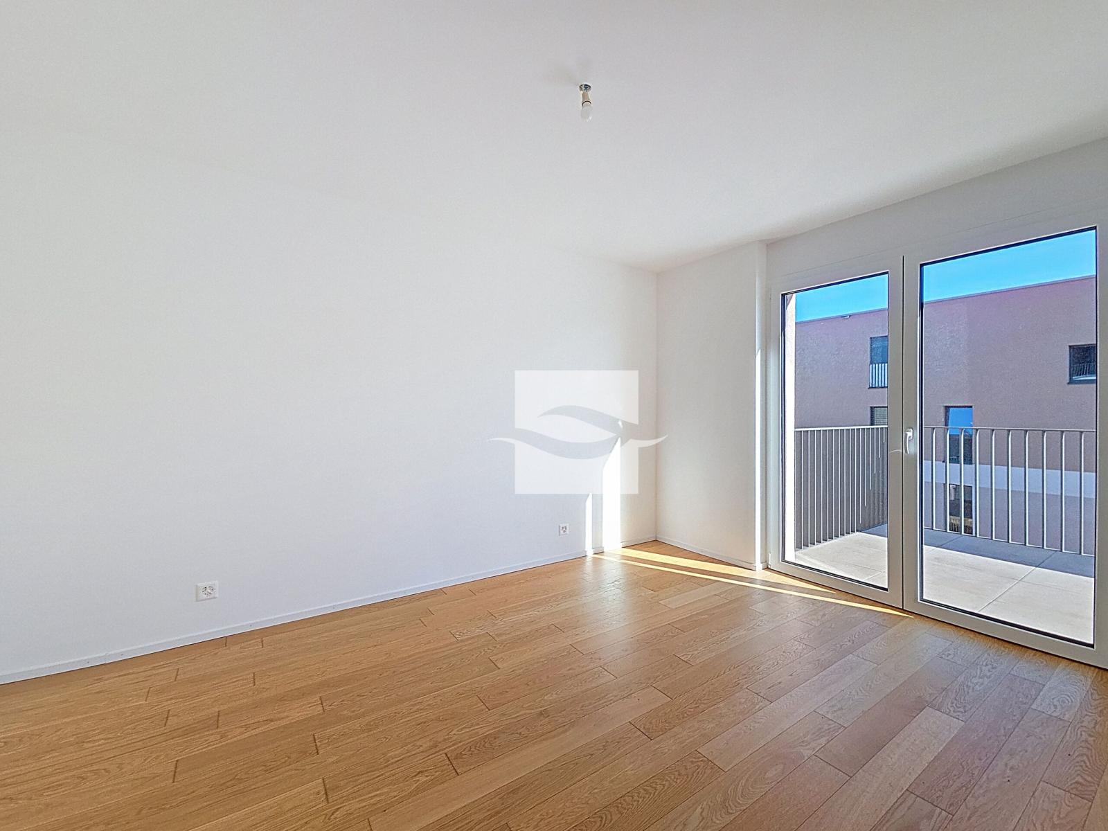 Bel appartement neuf avec deux balcons