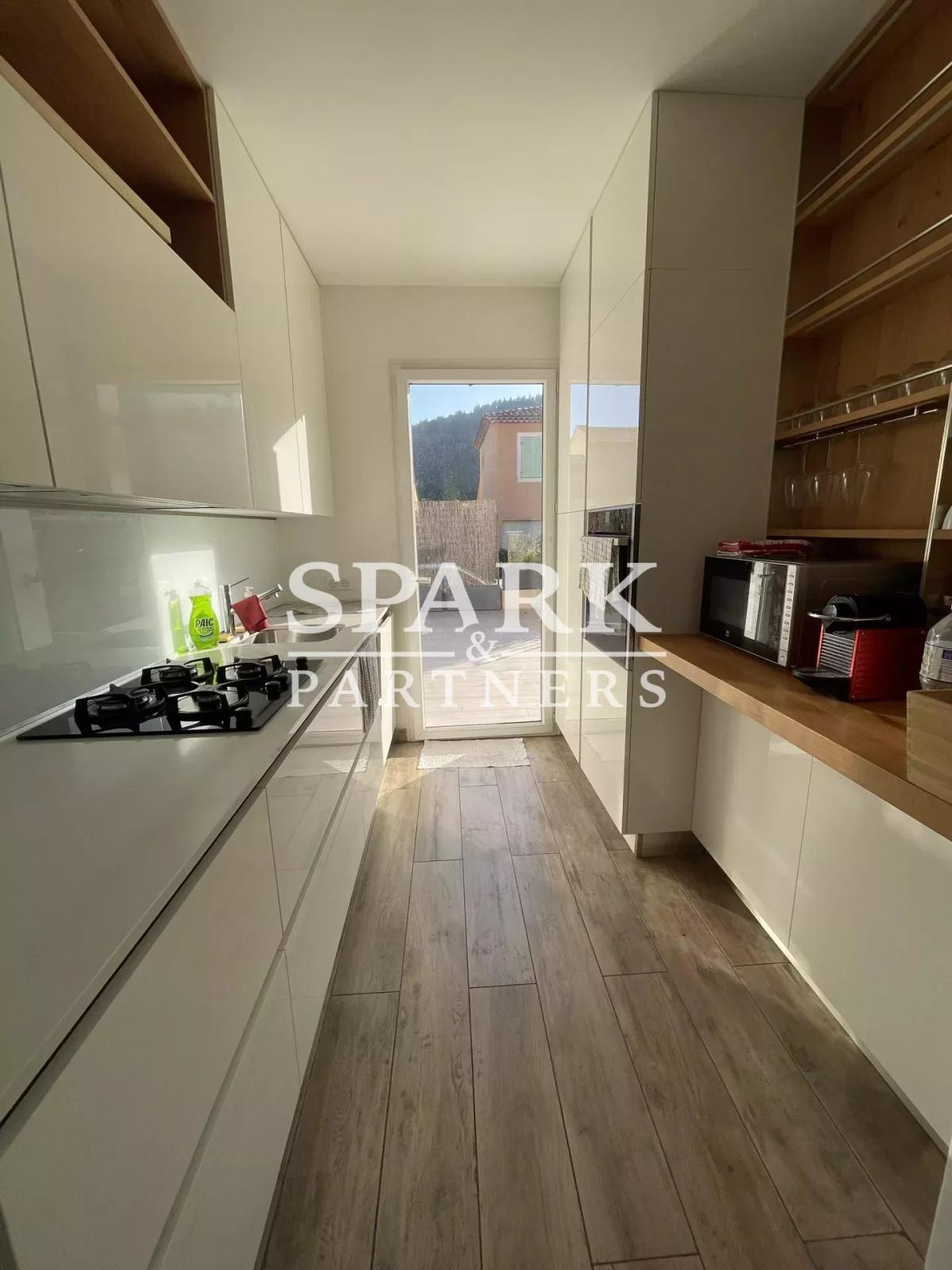 VENTE MAISON EZE VILLAGE - MOYENNE CORNICHE - FRANCE