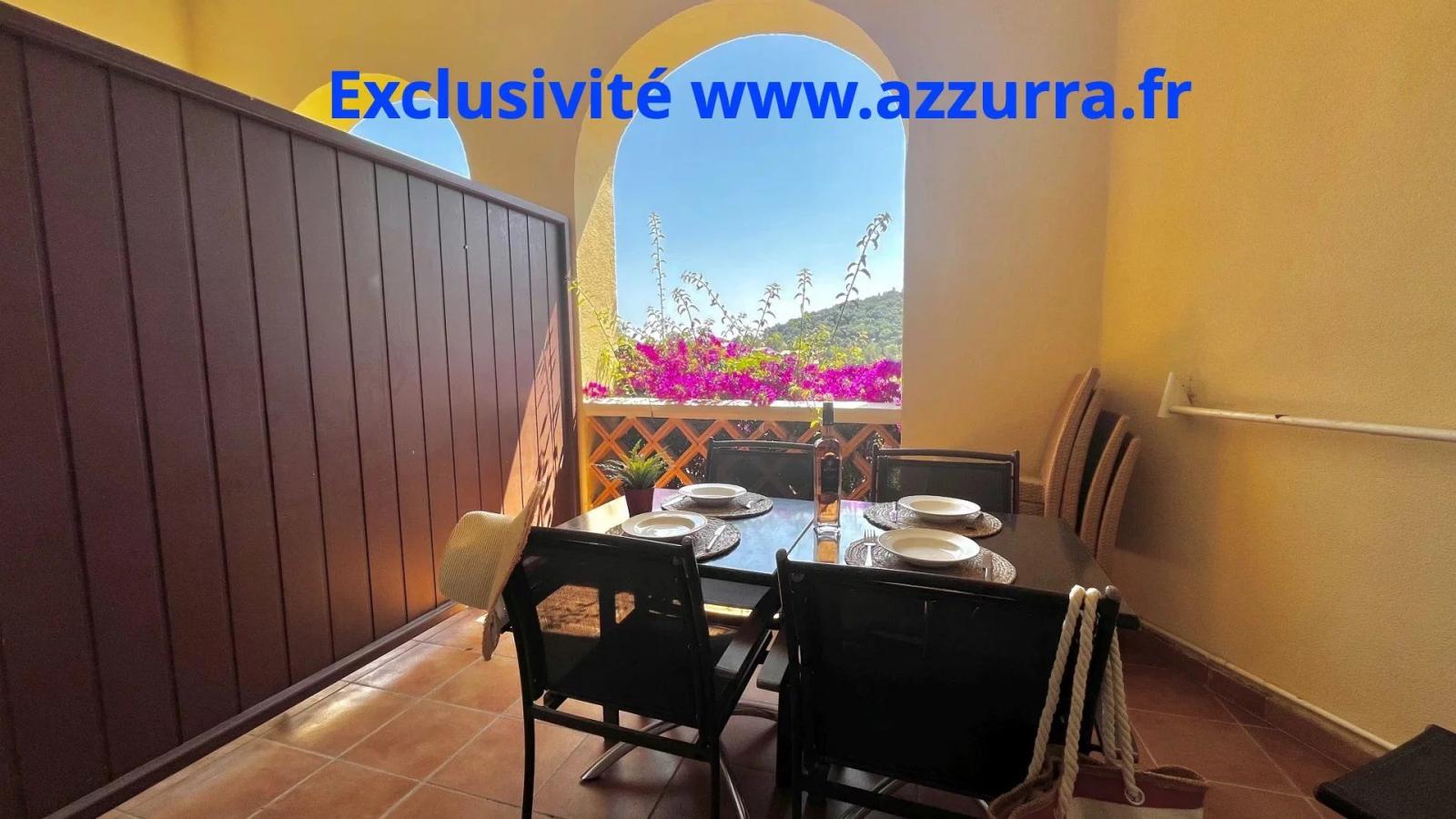 Agay CAP ESTEREL le village, 2 pièces + balcon exposé au Sud