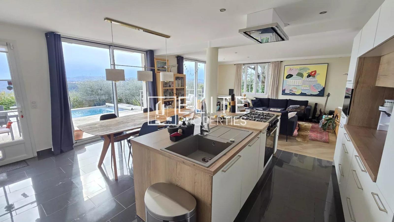 MAISON 6 PIÈCES DE 146 m² – VUE PANORAMIQUE MER & PISCINE – CABRIS