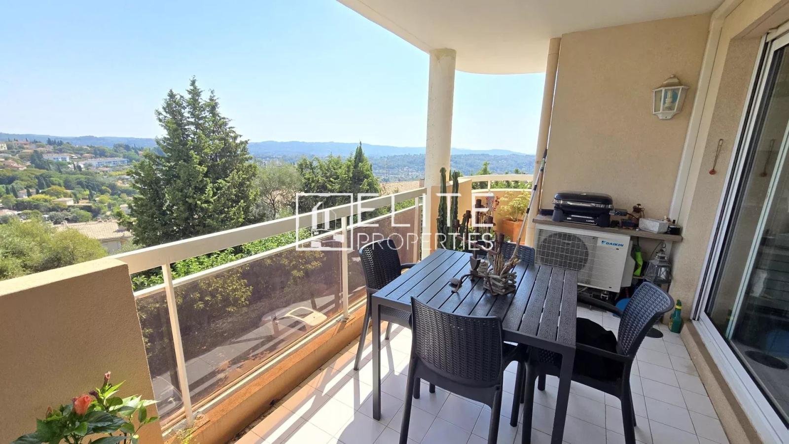 APPARTEMENT 3 PIECES 72m² + PARKING GRASSE