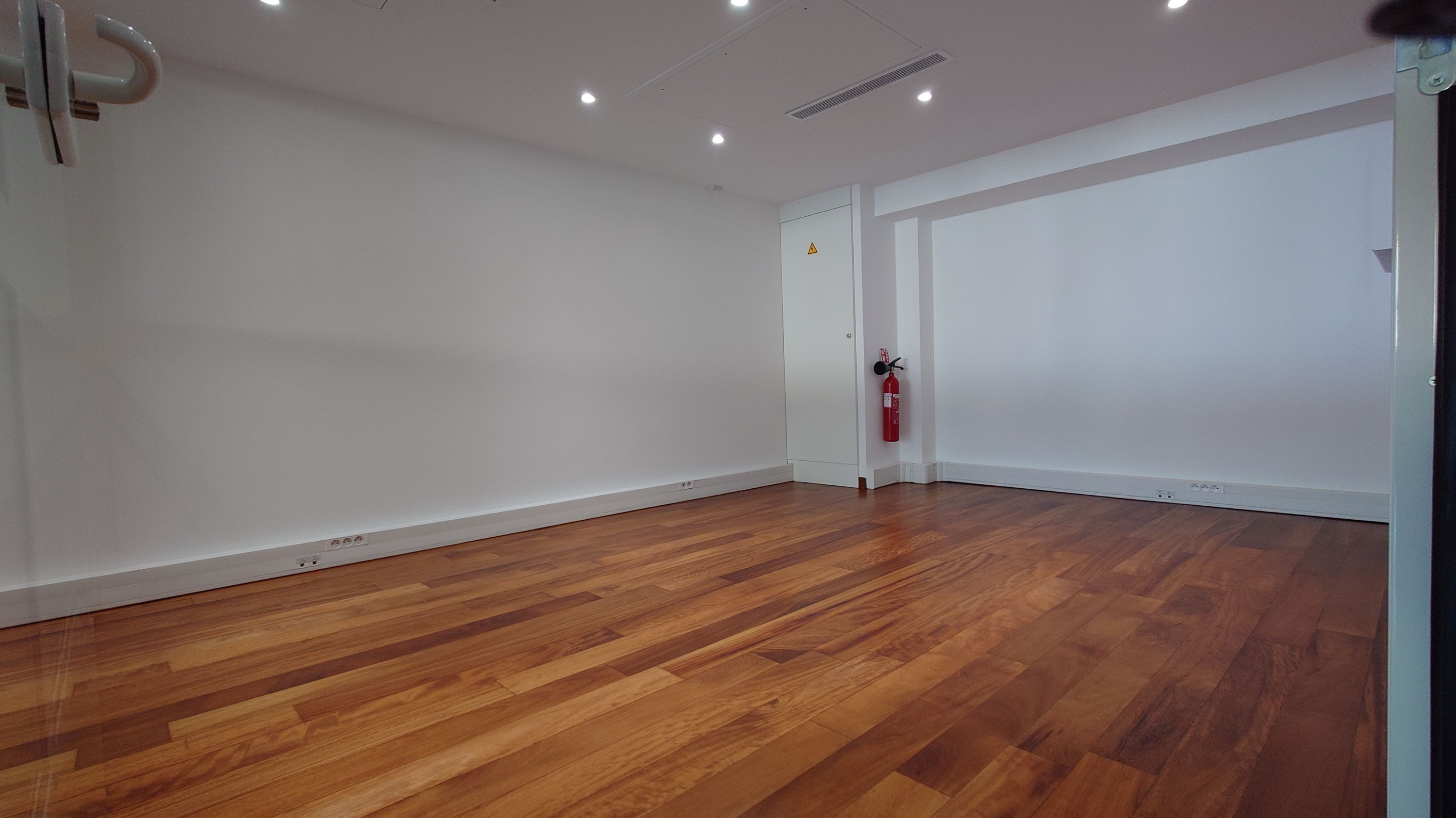 2cada_bureau-fond-gauche-1724429480.jpg
