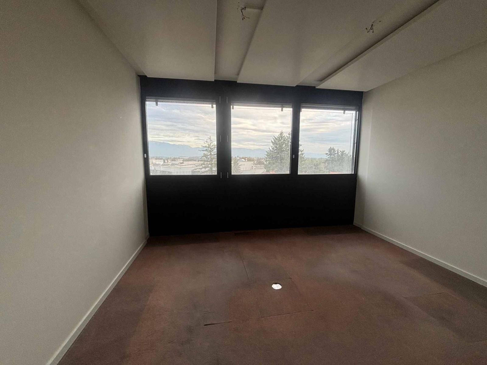 ARCenter – 522 m² de bureaux plug & play au 3e étage