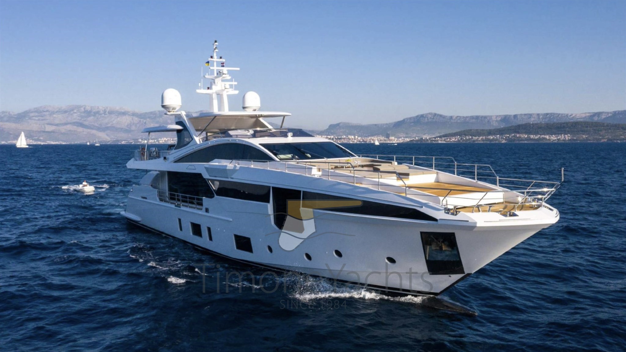 Azimut Grande 35 metri-img1