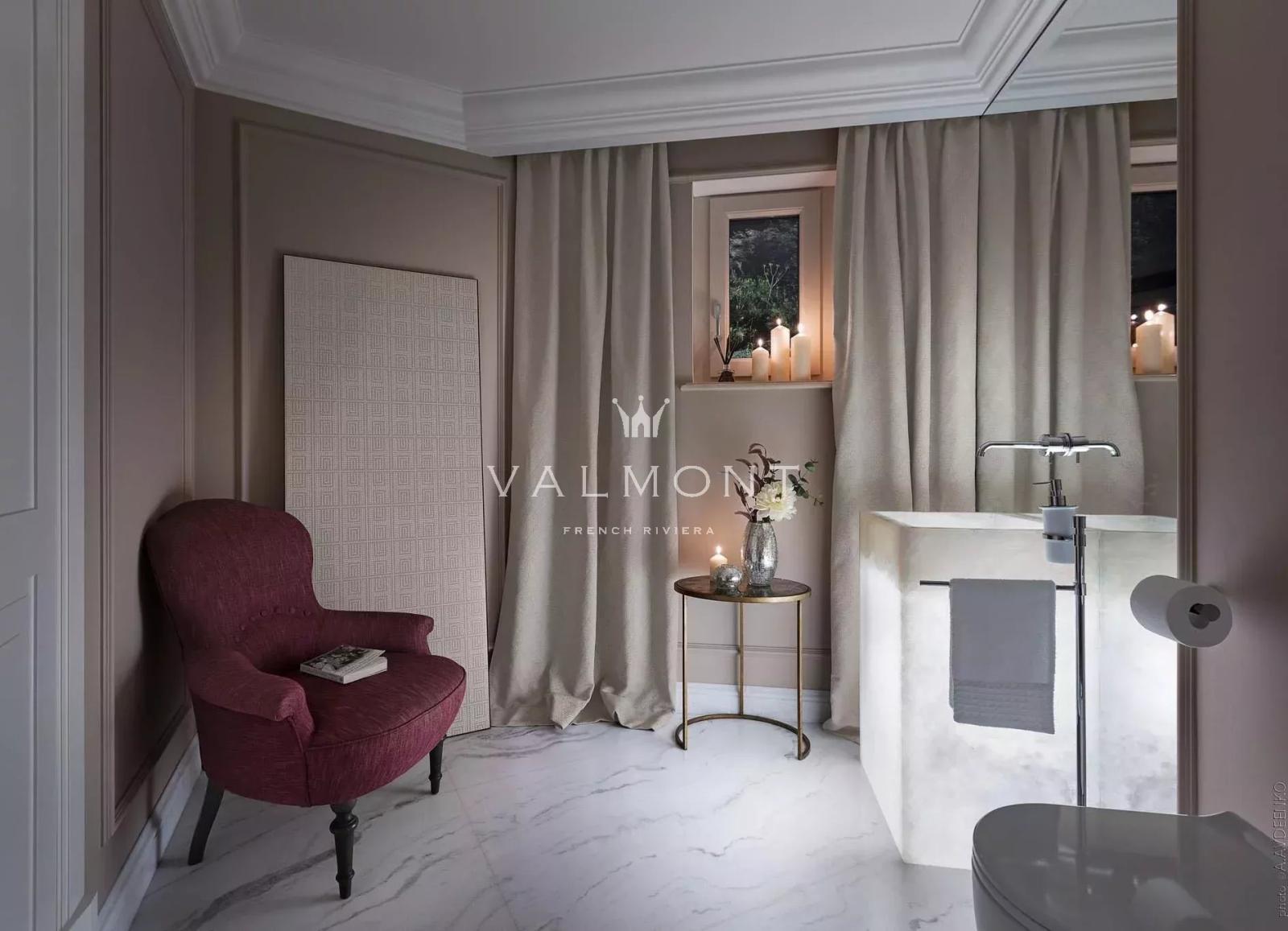 SOMPTUEUSE MAISON DE 5 CHAMBRES PROCHE DE MONACO