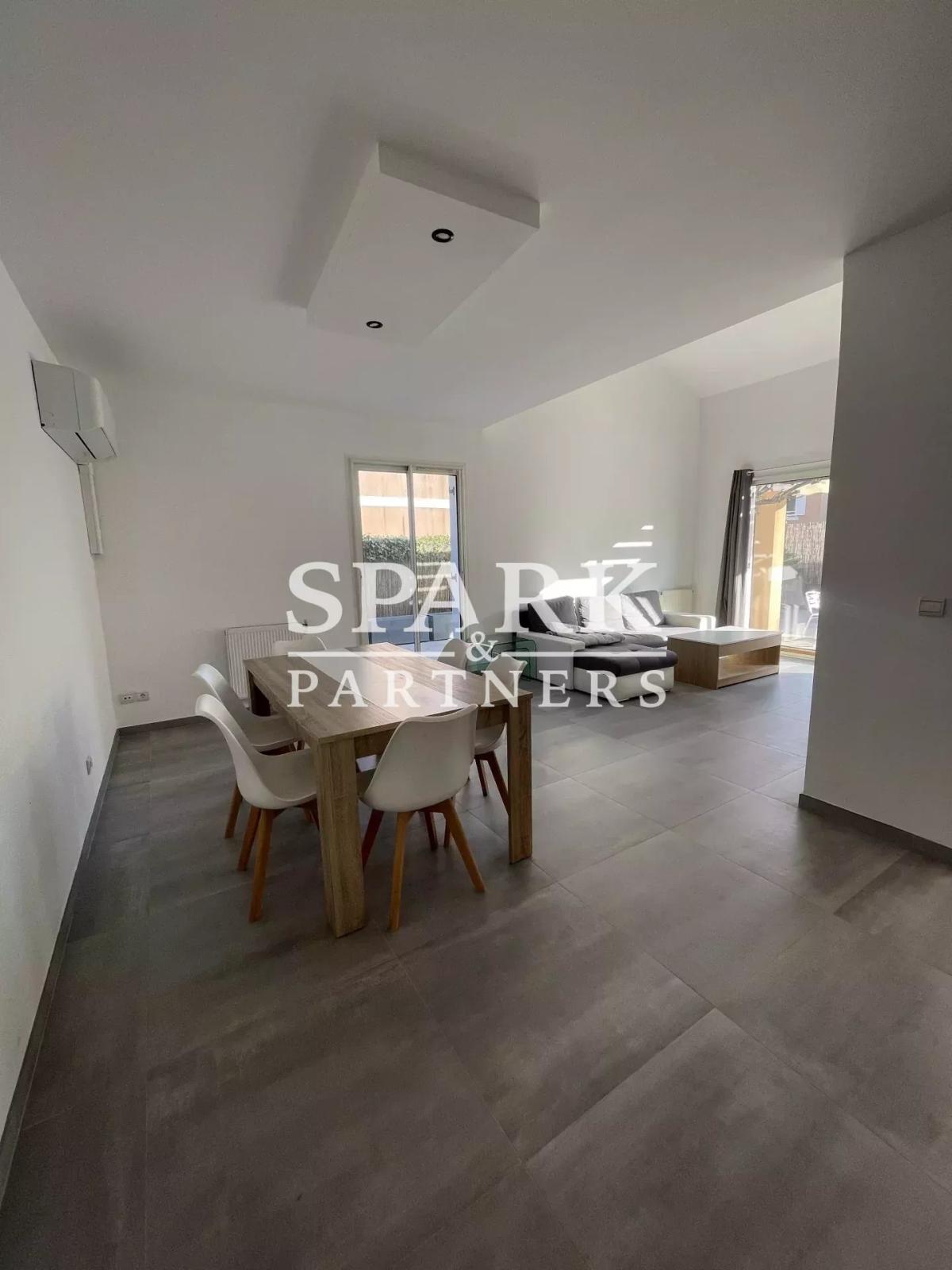 VENTE MAISON EZE VILLAGE - MOYENNE CORNICHE - FRANCE