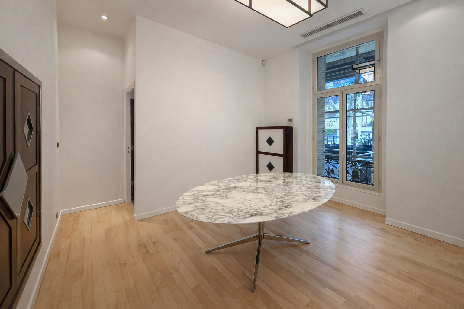 2dvwQ_salle-a-manger-nice-bd-victor-hugo-appartment-1773220536.jpg