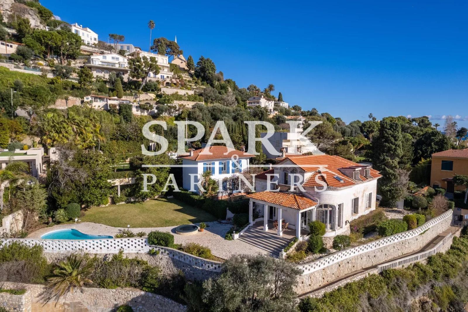 Villa en Bord de Mer à Cap d'Ail : Un Bijou à Ne Pas Manquer