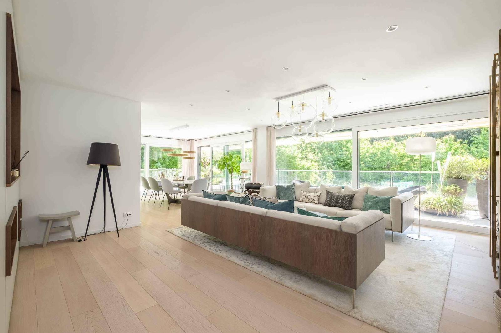 En exclusivité ! Superbe 5 pièces avec terrasse dans une résidence de haut standing