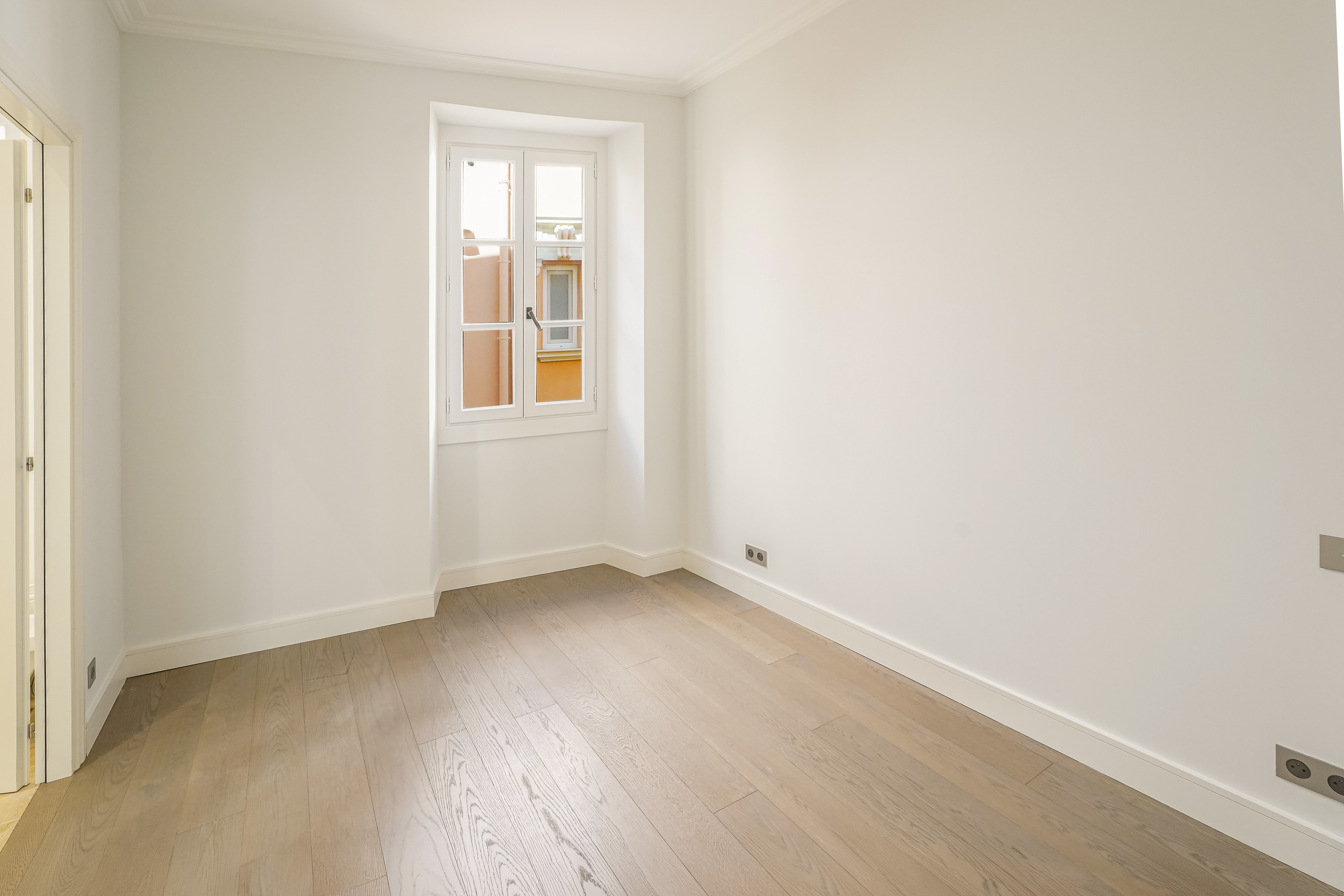 30474_chambre-2-barnes-valeri-agency-monaco-1789474675.jpg
