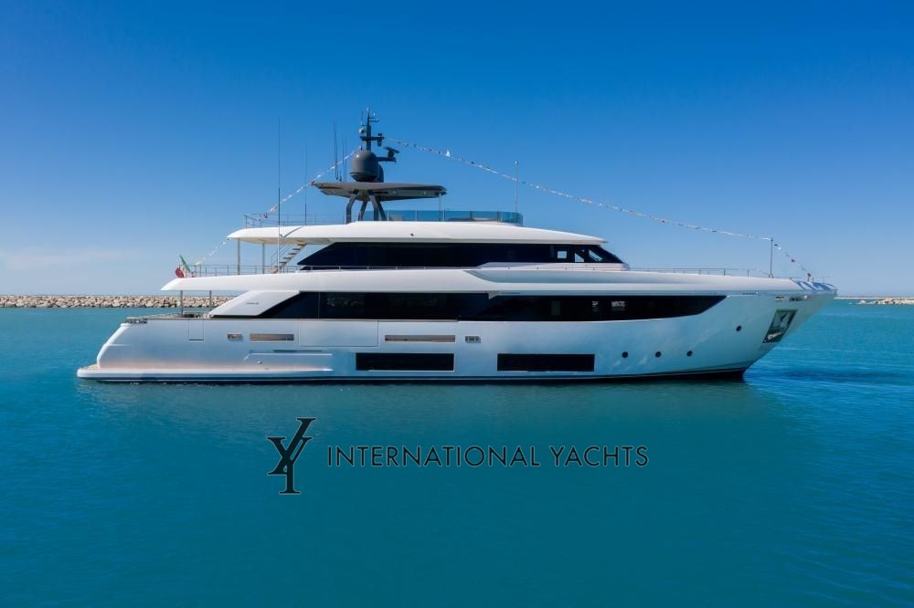 Custom line Navetta 33-img1