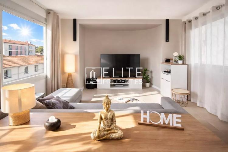 EXEPTIONNEL APPARTEMENT T5 en DUPLEX 109m² + TOIT TERRASSE de 75m² à VALLAURIS avec Garage.