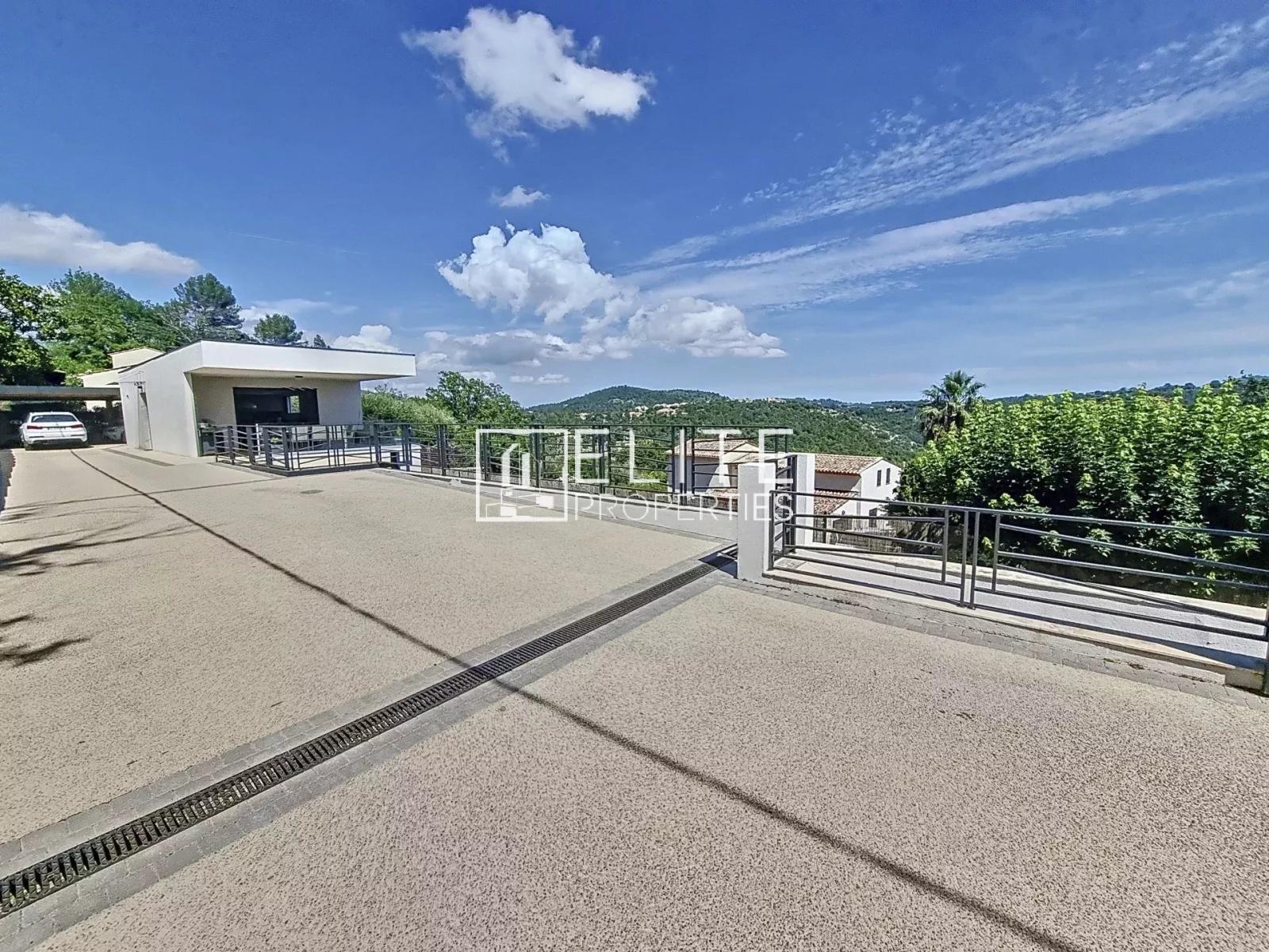 MAISON MODERNE 4 PIECES 126m² LE TIGNET