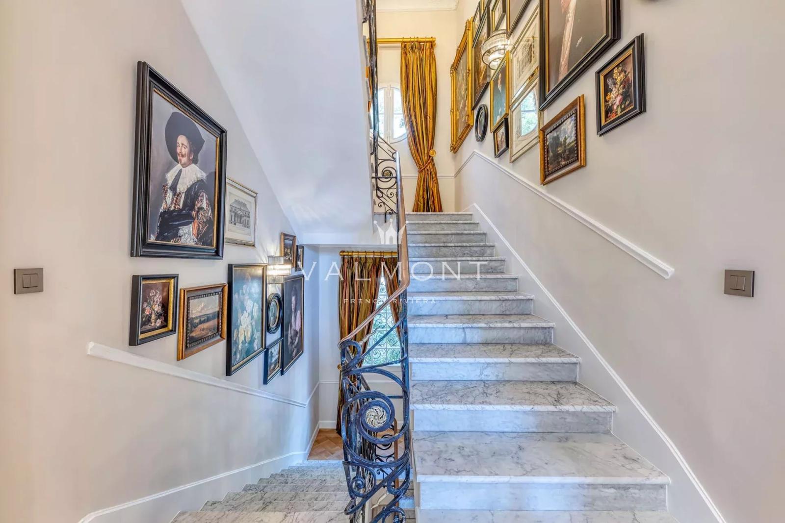 VILLA AU CHARME MÉDITERRANÉEN INTEMPOREL