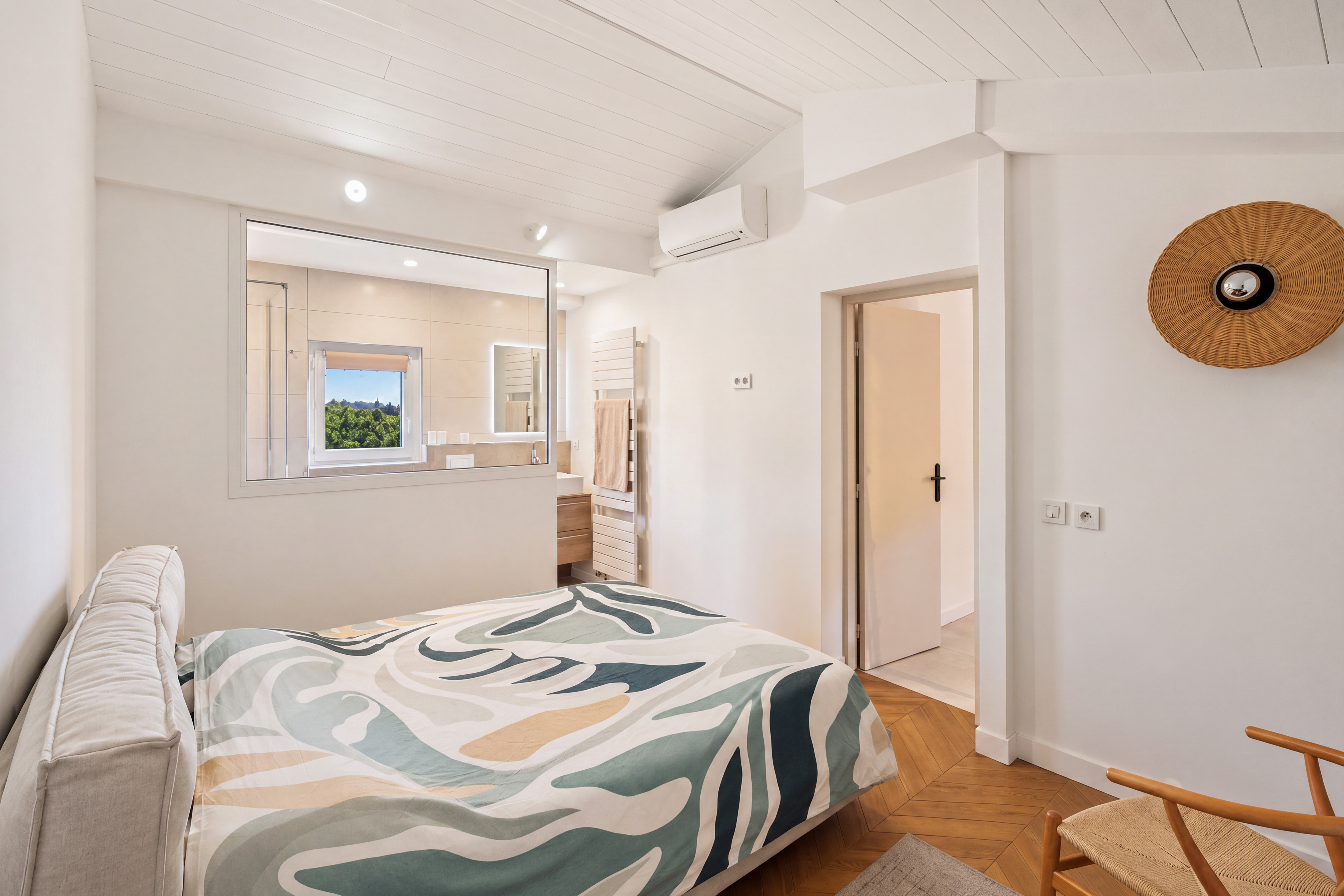 347d4_chambre-2-e-ze-valeri-agency-by-jm-barei--1790157703.jpg