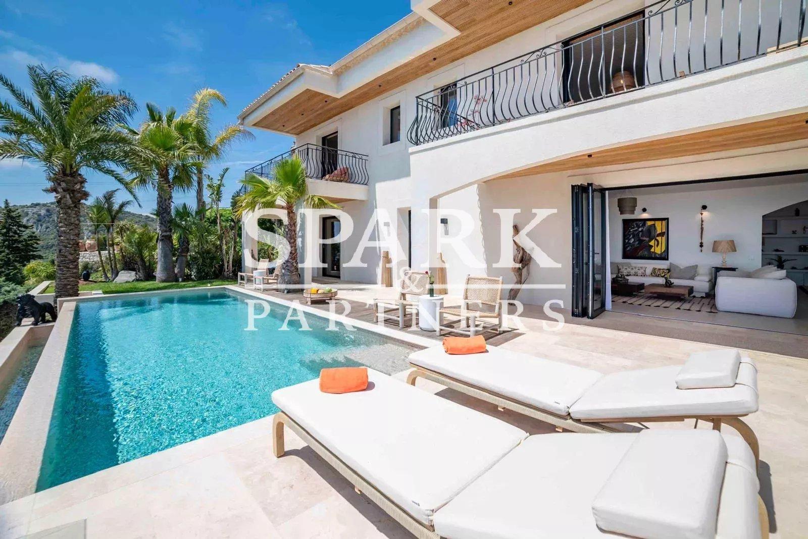 La Turbie - Villa dans un domaine privé avec vue panoramique sur la mer