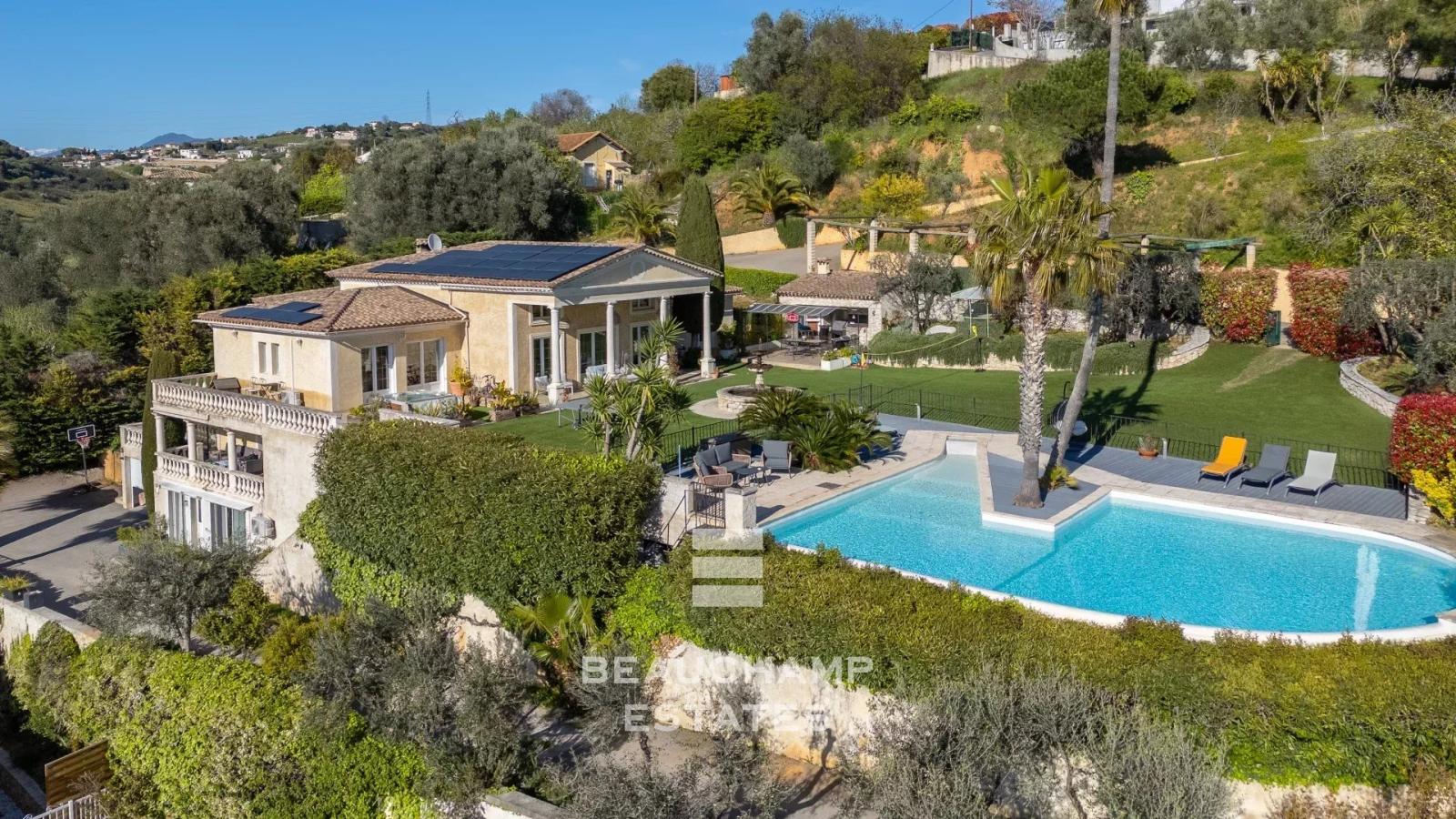Co-Exclusivité - Villa néo-provençale 5 chambres avec piscine  - Nice Fabron