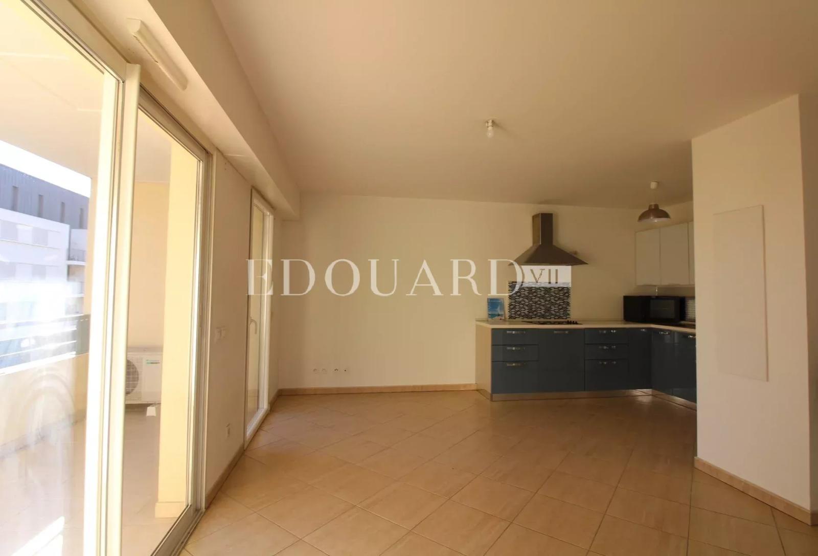 En exclusivité deux pièces avec terrasse et possibilité garage, au premier étage d’un immeuble récent