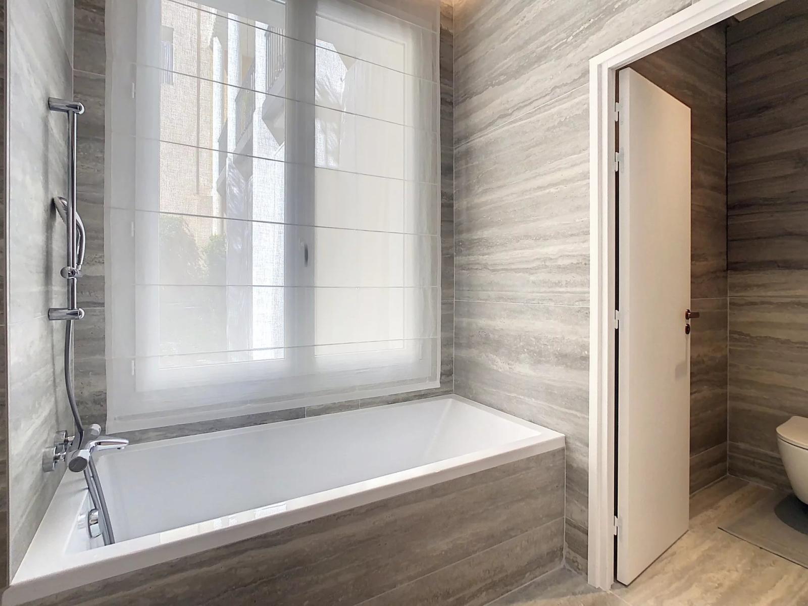 CANNES MAISON 131.23 M² 4 P Rue d'Antibes