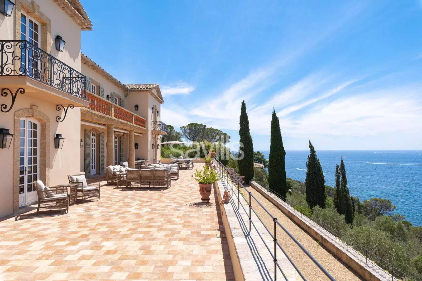 Propriété d'exception vue mer panoramique sur Saint-Tropez