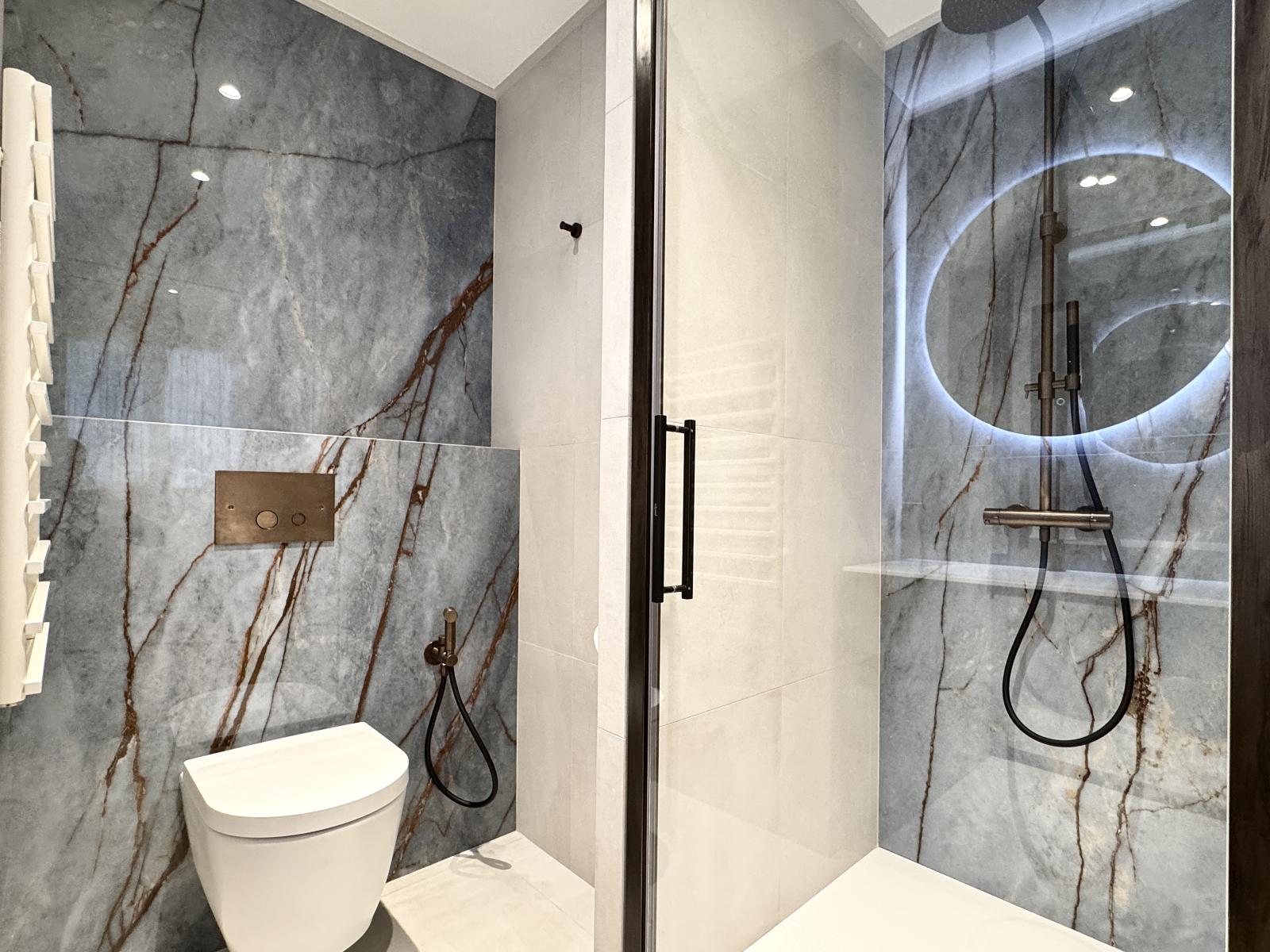 MAGNIFIQUE 3 CHAMBRES RÉNOVÉ