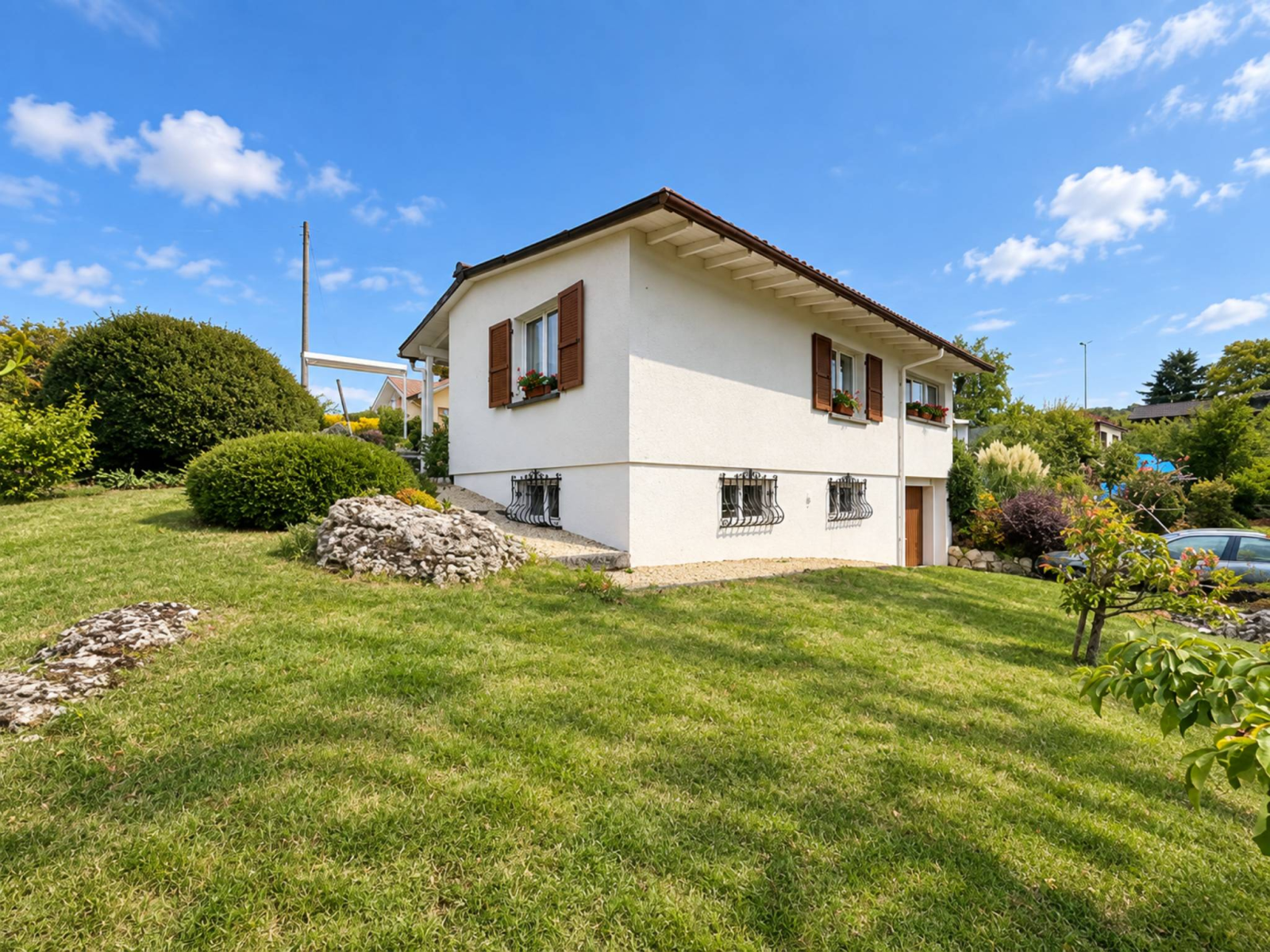 Villa individuelle avec un beau jardin à La Sarraz