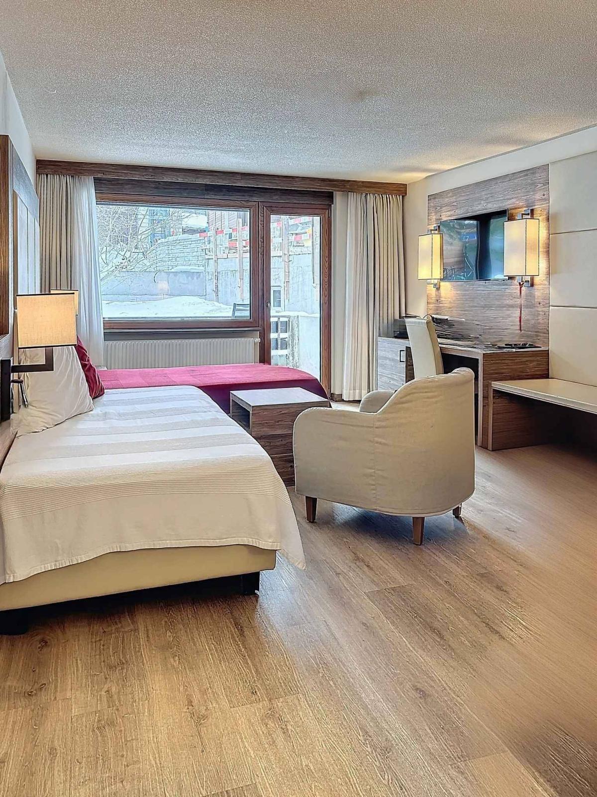 Appartement exclusif de 2,5 pièces, investissement attractif : appartement central à Zermatt avec utilisation hôtelière et personnelle