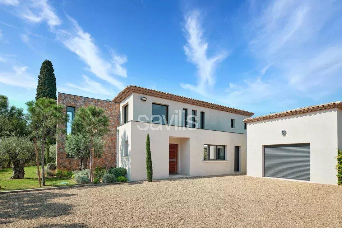 Saint-Tropez, villa neuve avec 5 chambres