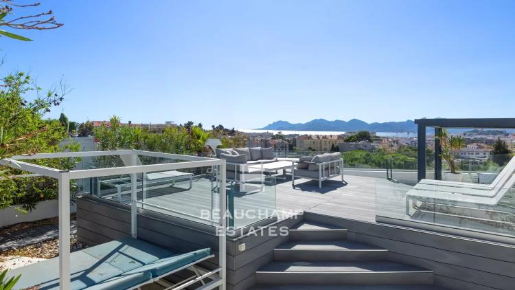 Penthouse avec vue mer panoramique