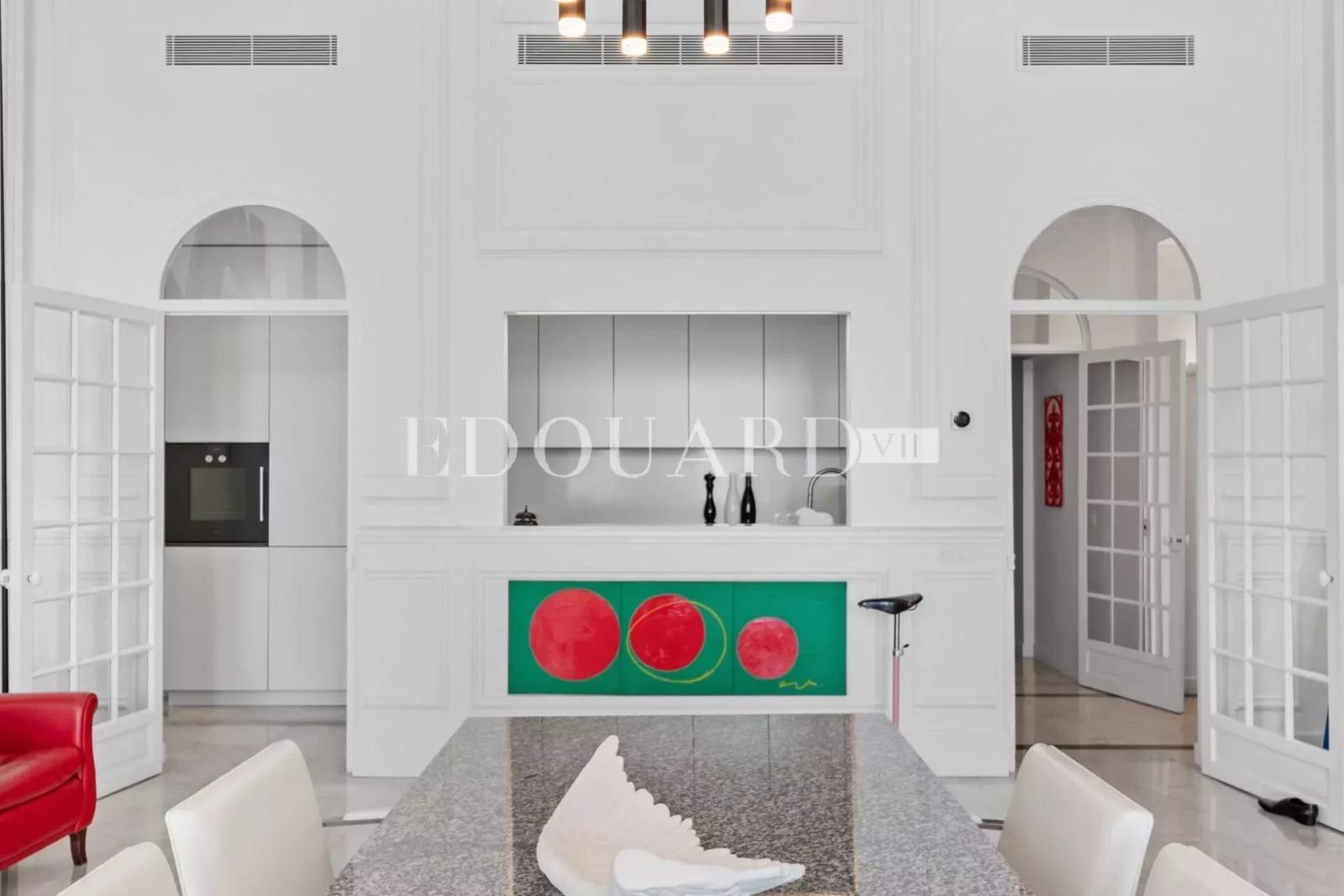 Appartement d'exception dans résidence classée au cœur du prestigieux quartier de Garavan