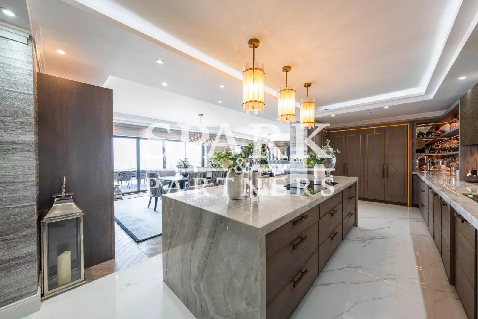 Roquebrune-Cap-Martin - Penthouse d'exception à la frontière de Monaco – Vue mer panoramique