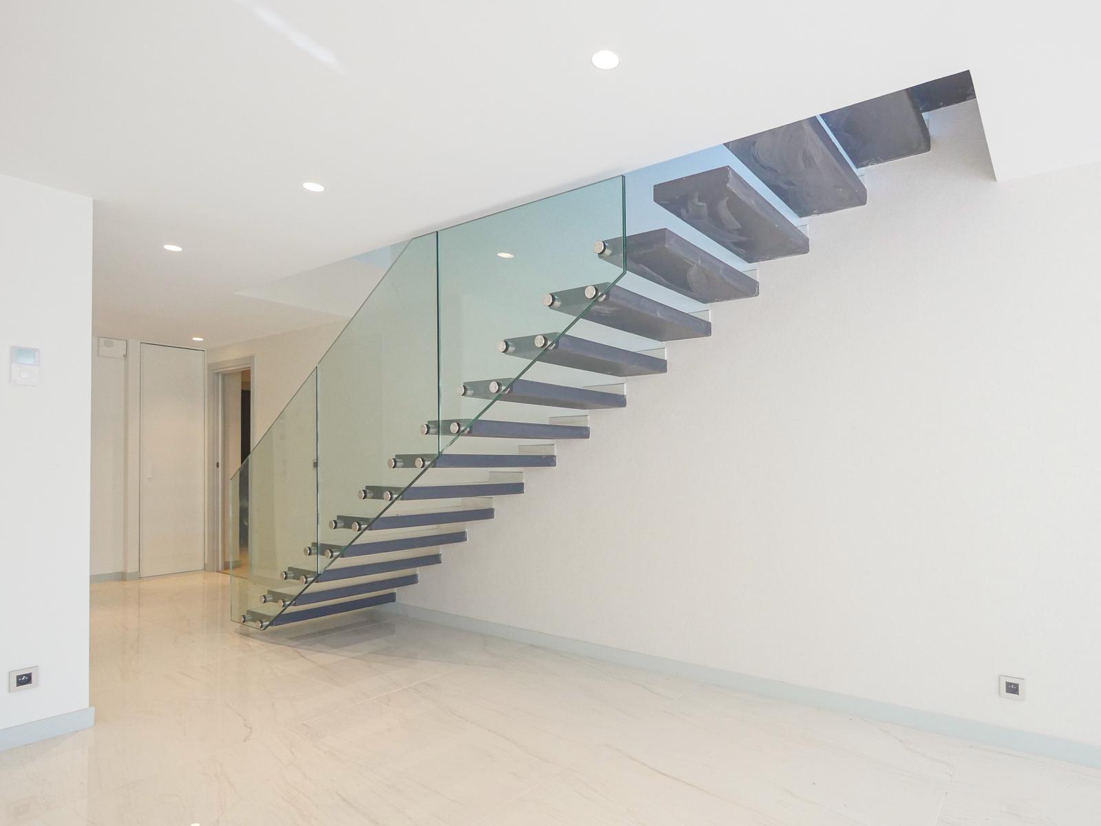SAINT-JEAN-CAP-FERRAT - APPARTEMENT VILLA