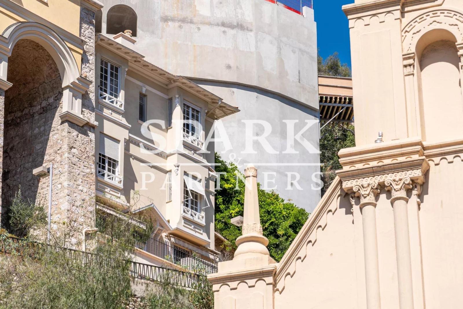 TOWN HOUSEPORT - A RENOVER (AVEC PROJET)