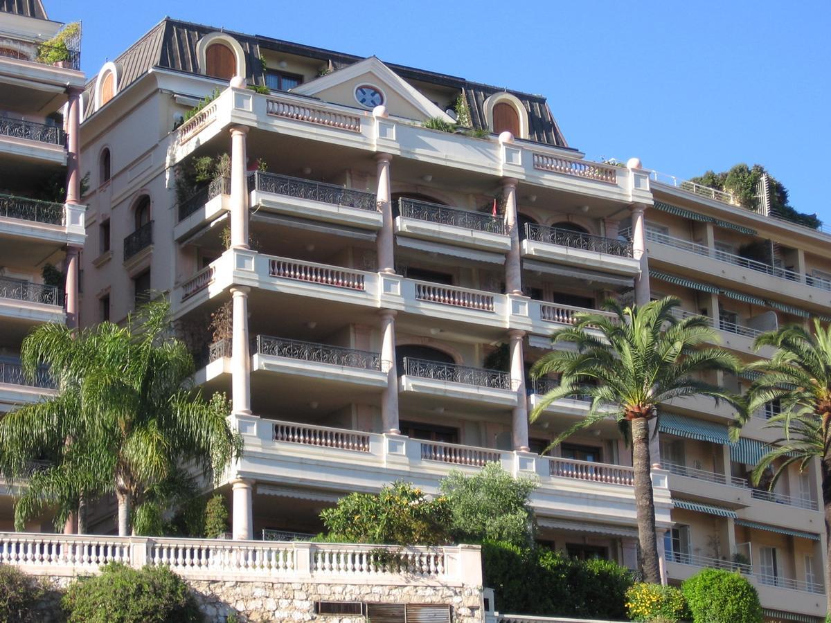 46d36_villa-de-rome-immeuble-1668193008.jpg