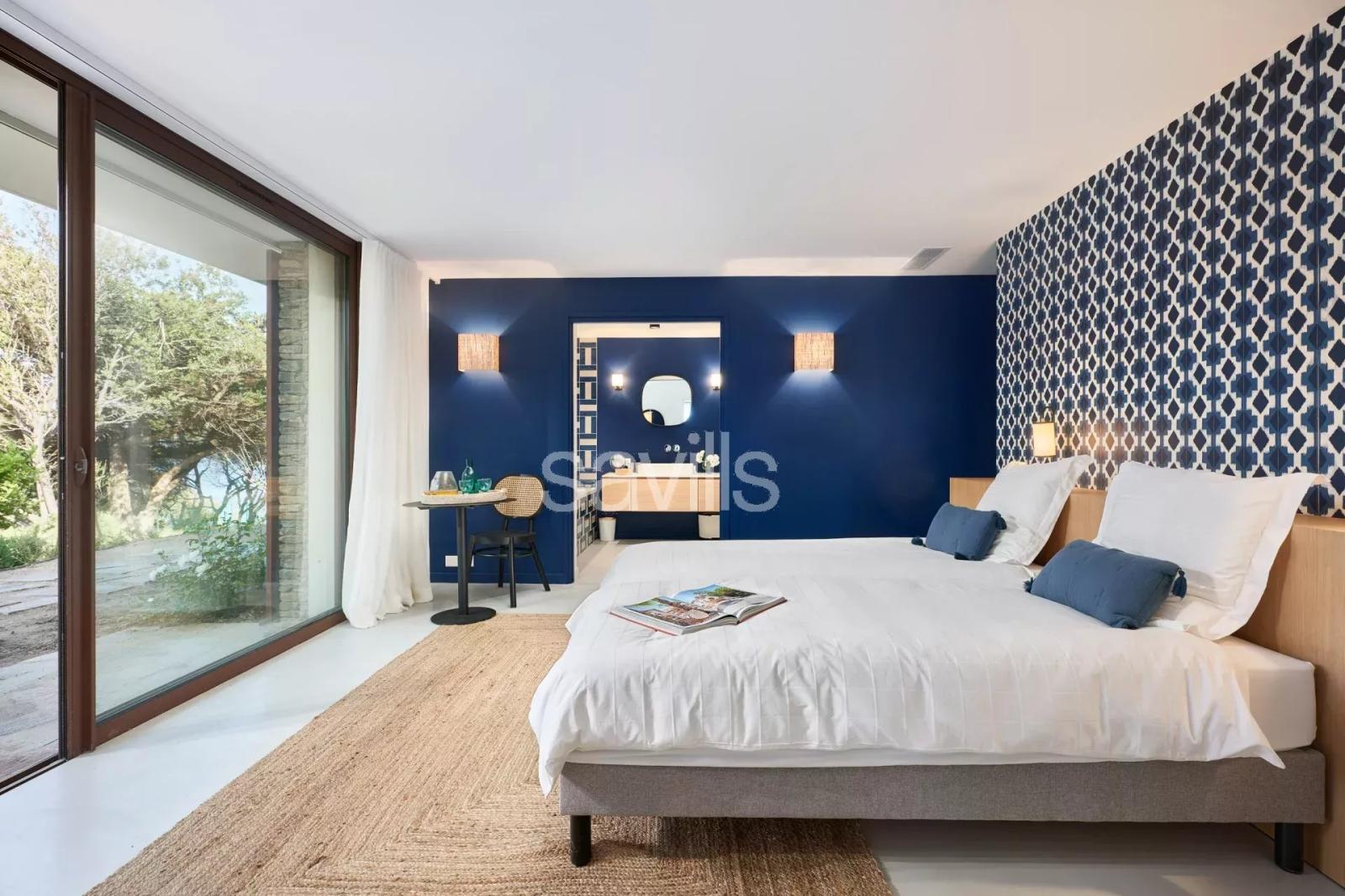 Propriété vue mer aux Salins