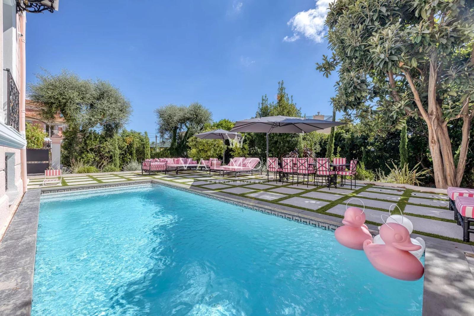 VILLA AU CHARME MÉDITERRANÉEN INTEMPOREL