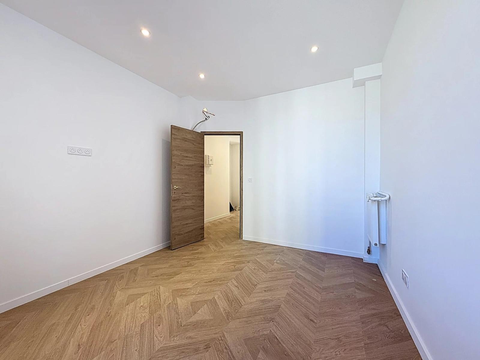 CANNES - POINTE  CROISETTE