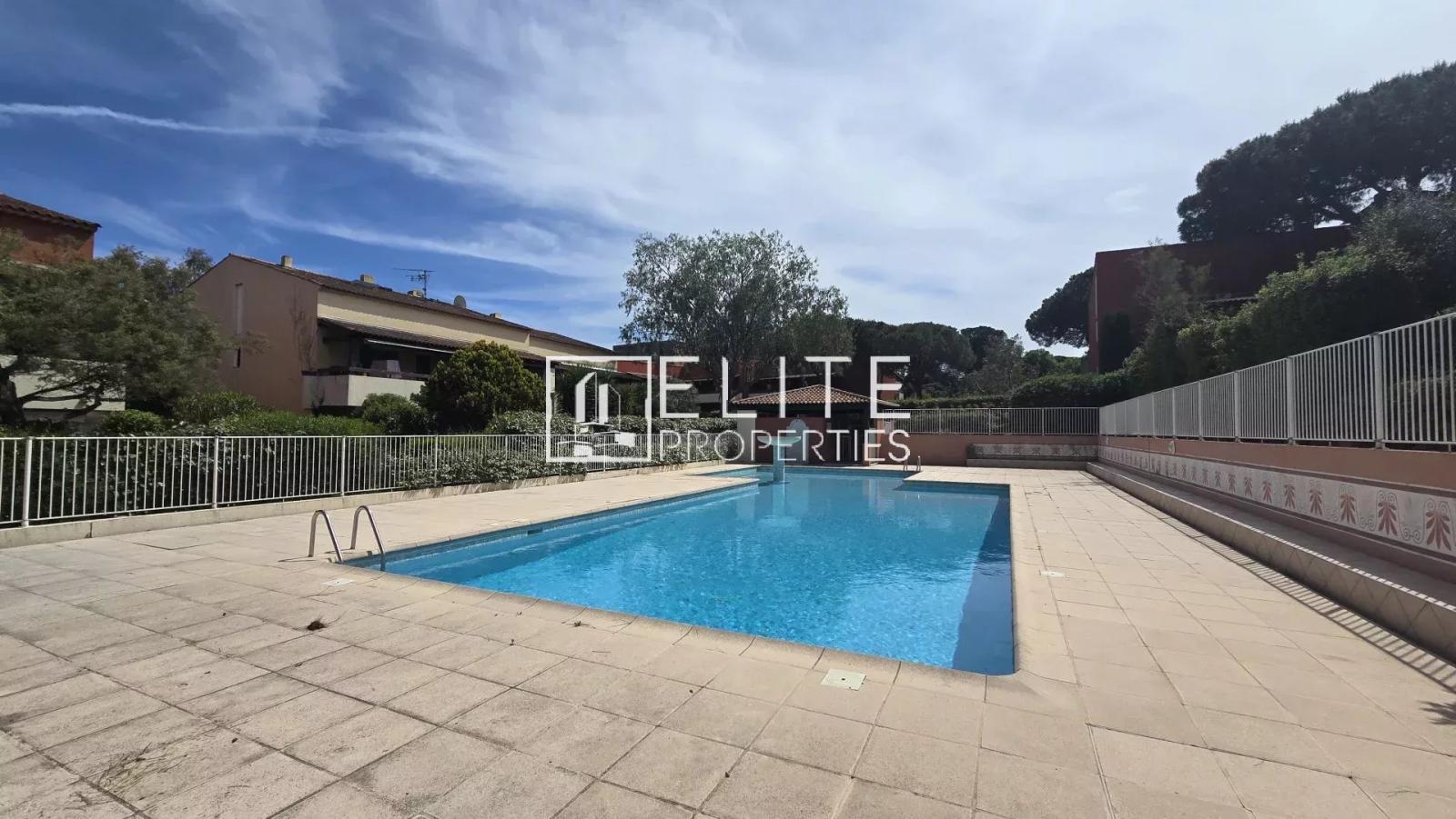 APPARTEMENT DUPLEX 2 PIECES FREJUS