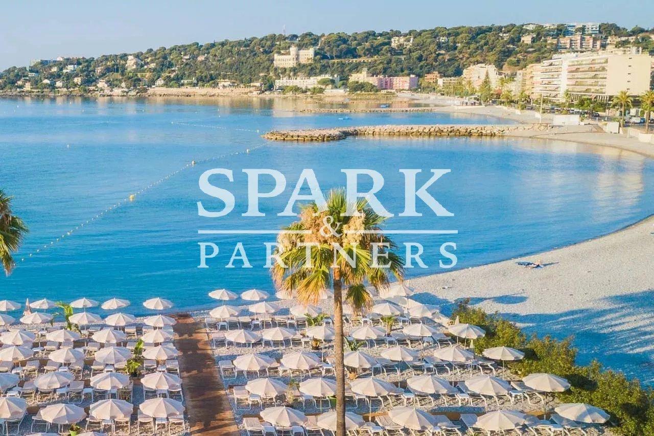 Roquebrune Cap Martin - Quartier plages - Magnifique rez-de-jardin 4 pièces