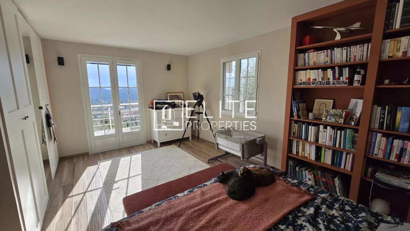 MAISON 6 PIÈCES DE 146 m² – VUE PANORAMIQUE MER & PISCINE – CABRIS