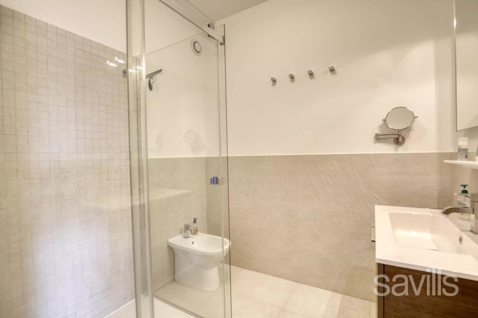 Lumineux appartement à Beaulieu