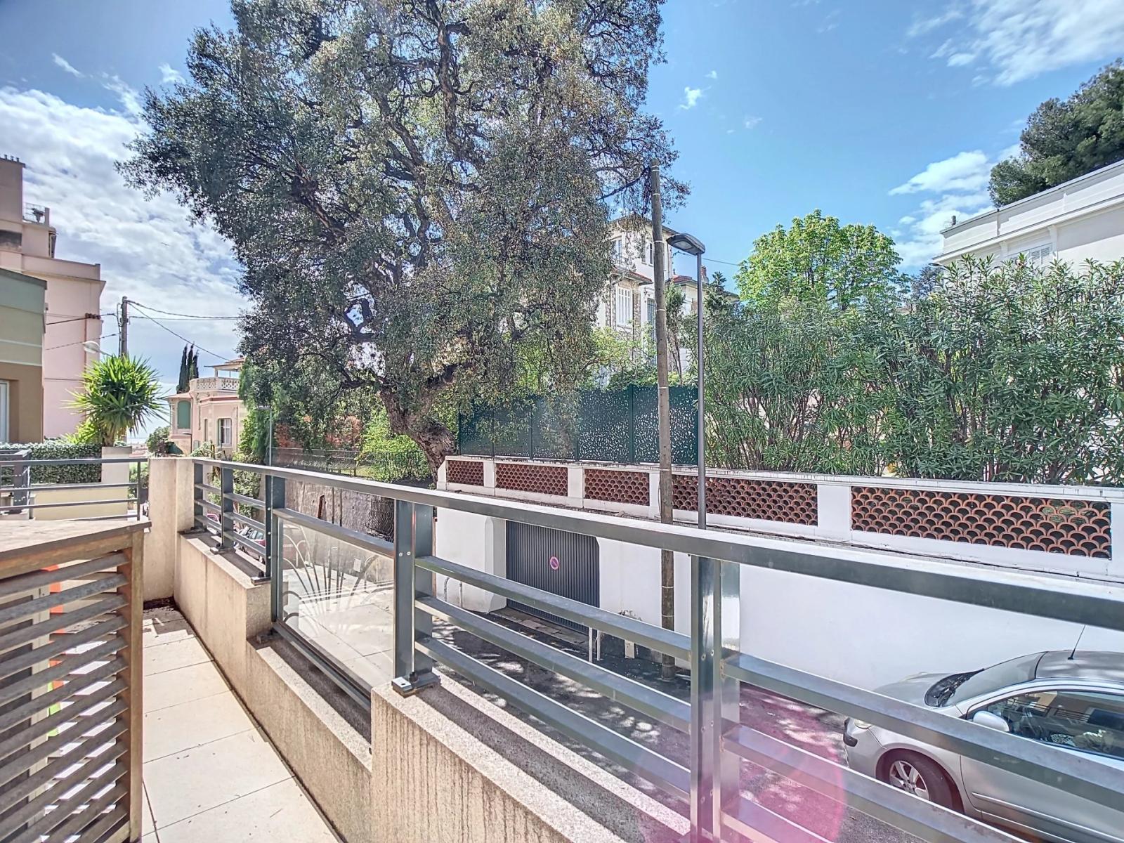 EXCLUSIVITE VENTE APPARTEMENT 3P - CANNES STANISLAS