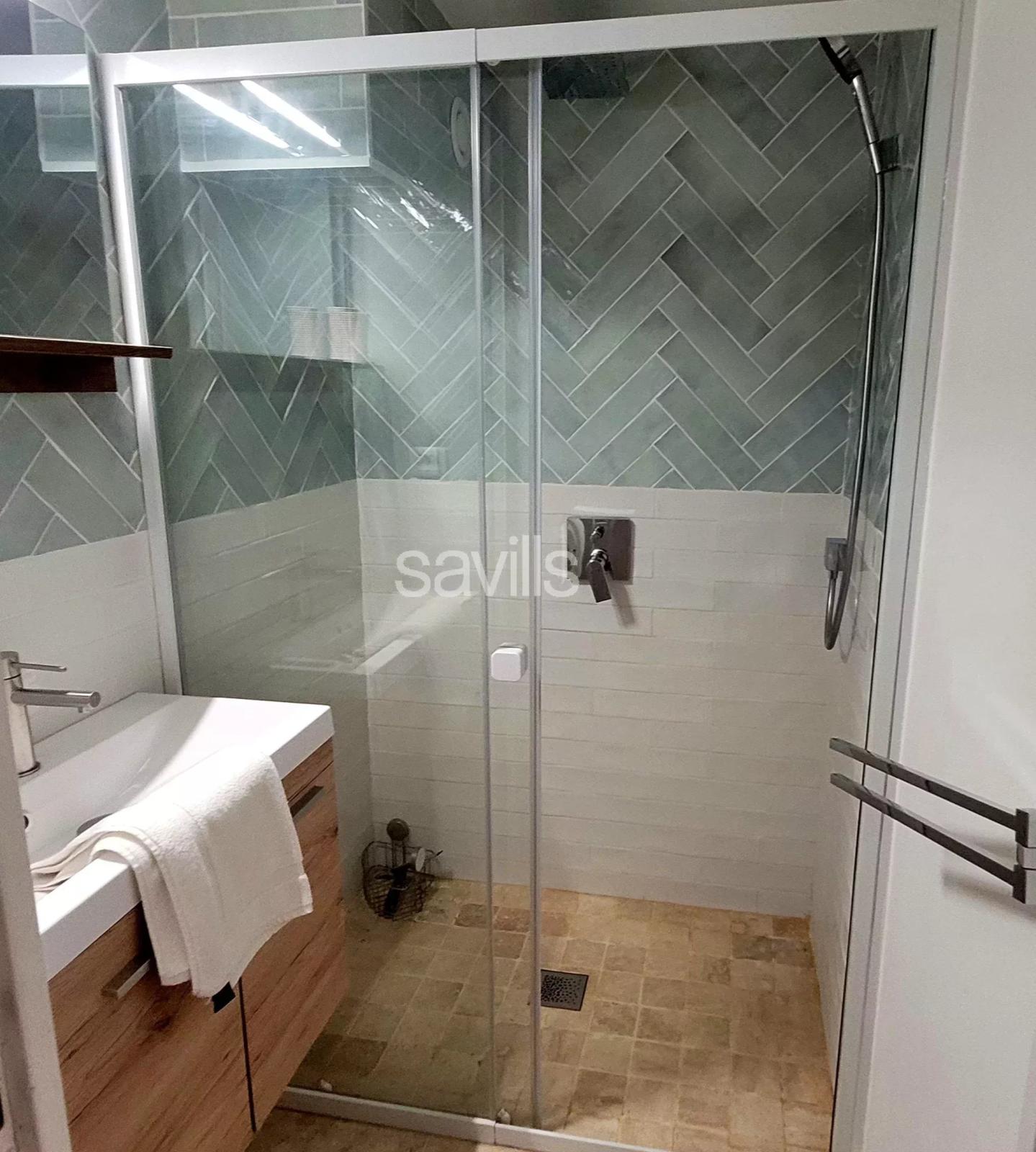 Appartement 3 pièces - rénové avec jardinet / terrasse - à pied du centre