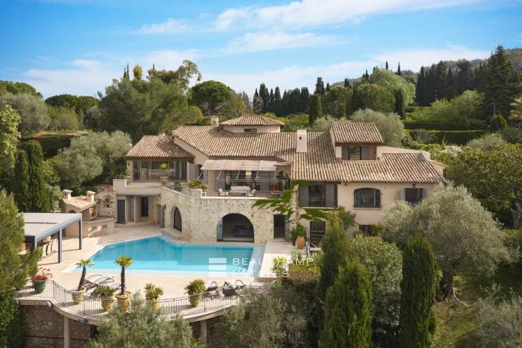Villa néo-provençale 6 chambres avec vue mer et piscine Mougins Notre-Dame-de-Vie