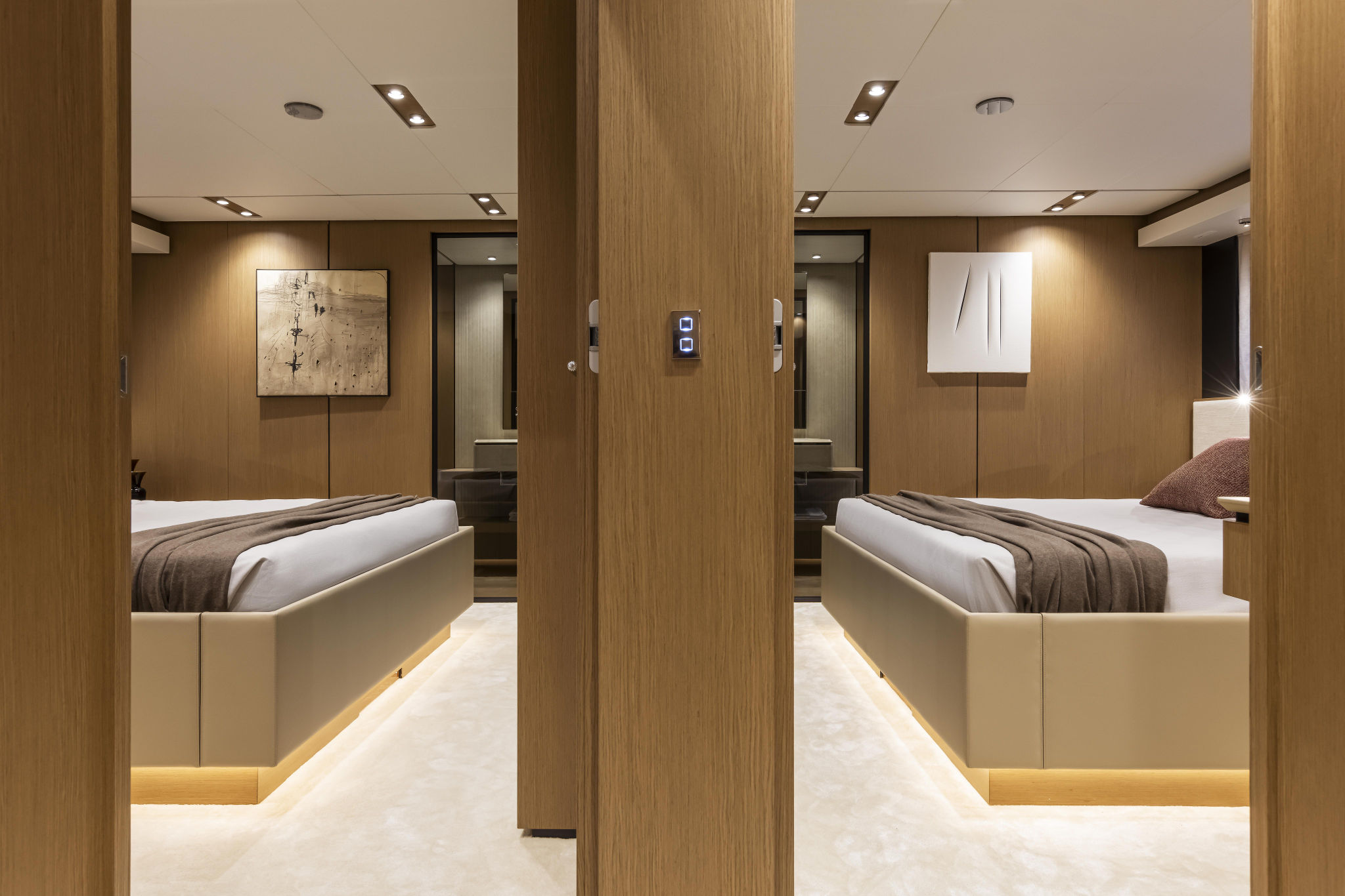cd885_nnfdt_ferrettiyachts1000newclassic_0019_50765.jpg